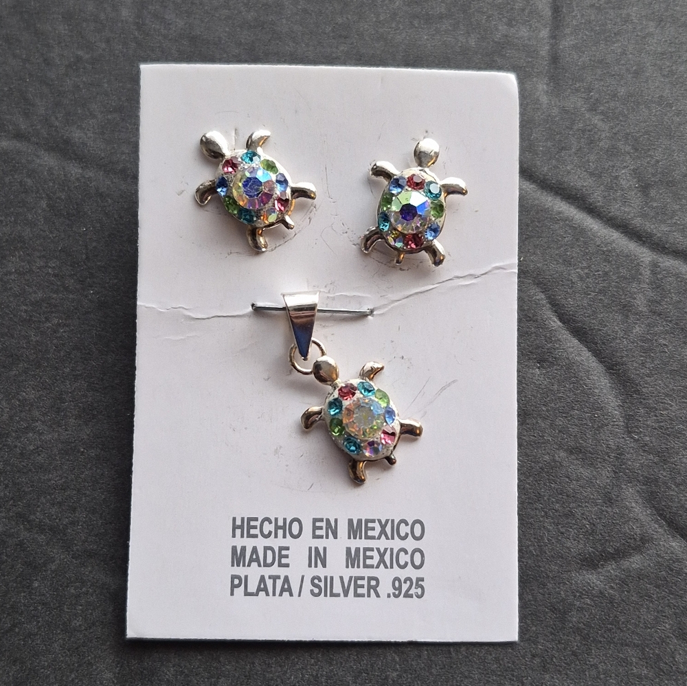 Mexican .925 Sterling Silver Sea Turtle Pendant and Earrings Jewelry